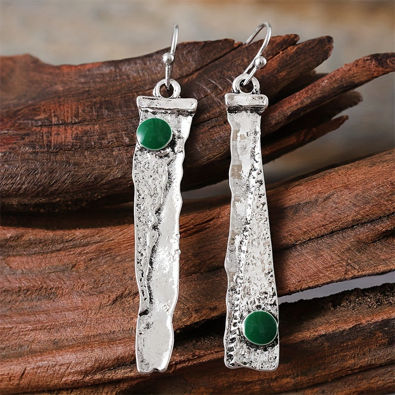 European and American retro Thai silver serrated earrings, emerald creative earrings
